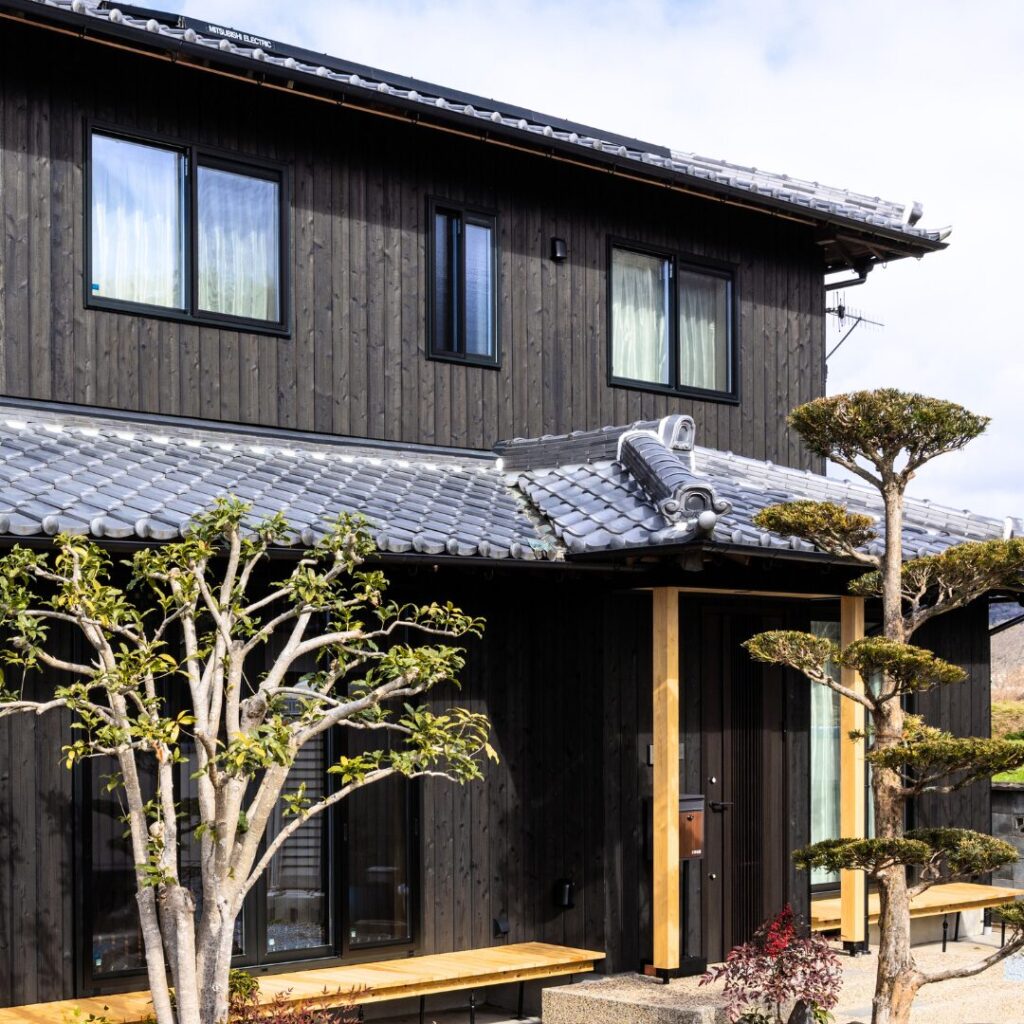 焼杉外観リフォーム